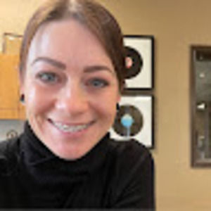 Meet your Posher, Teddi